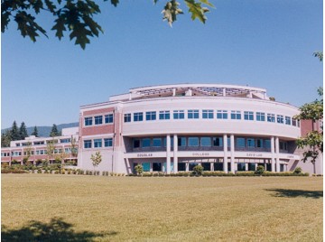 coquitlam_douglas-college-campus.jpg