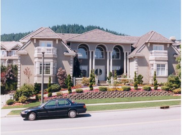 port-coquitlam_westwood-plateau-street.jpg