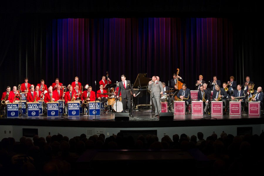 Glenn Miller Orchestra & Tommy Dorsey Orchestra in Battle of the Big