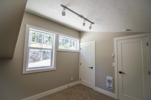 3rd Bedroom.jpg