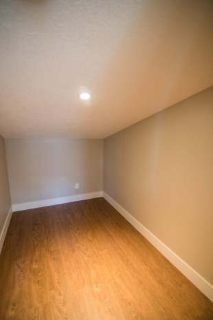 Suite Laundry Room.jpg